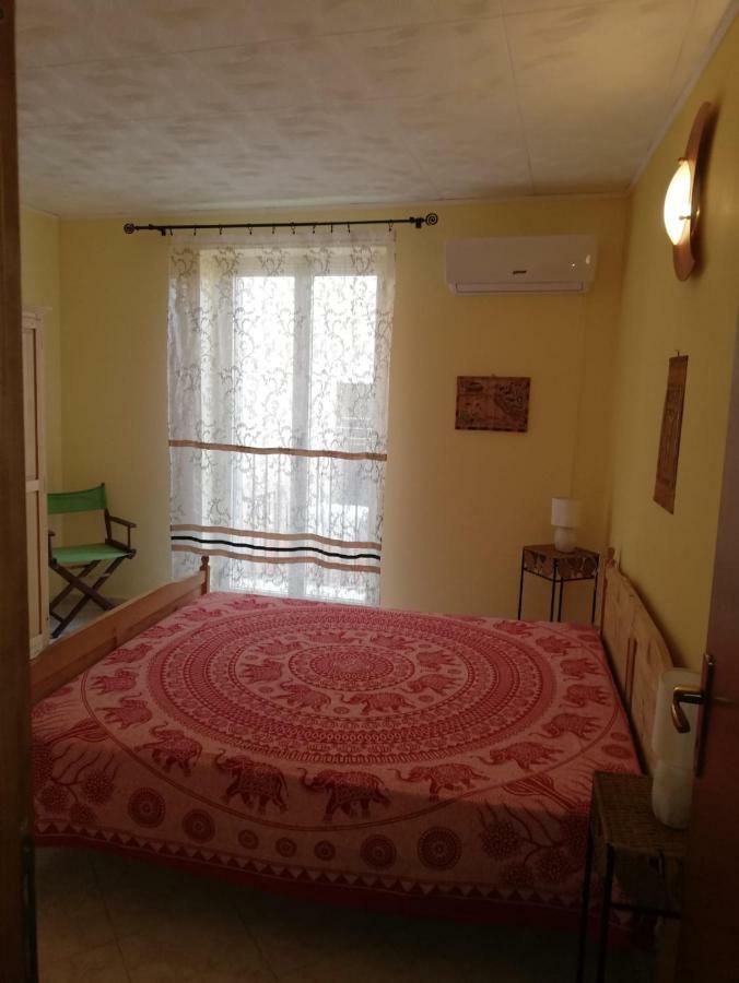 Casa Soraya, Dimora Tipica A 2 Passi Dal Duomo. Apartment Cefalu Exterior photo